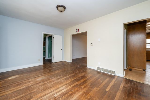 1298 Colfax Avenue, Benton Harbor, MI 49022