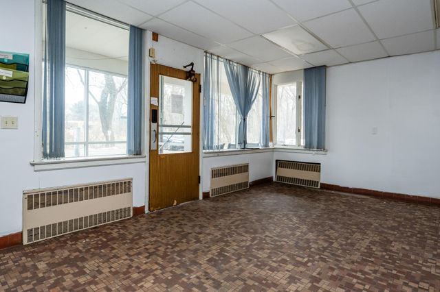 1298 Colfax Avenue, Benton Harbor, MI 49022