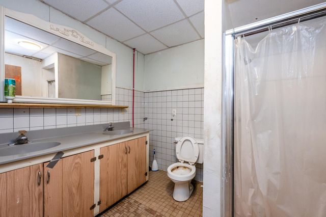 1298 Colfax Avenue, Benton Harbor, MI 49022