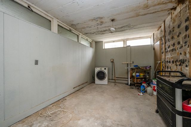 1298 Colfax Avenue, Benton Harbor, MI 49022