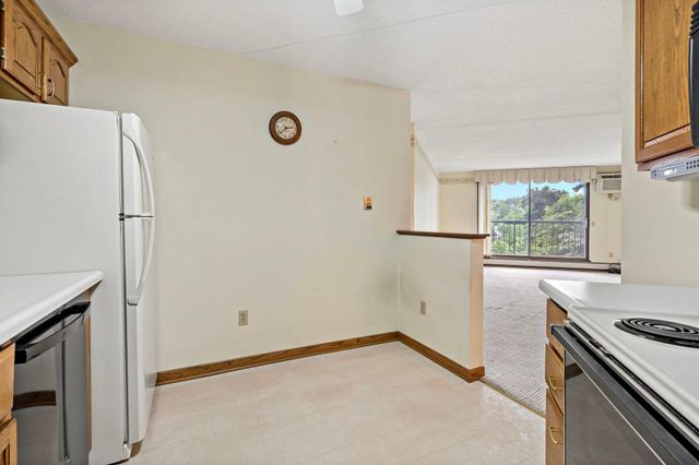 2601 Kenzie Terrace 315, Saint Anthony, MN 55418
