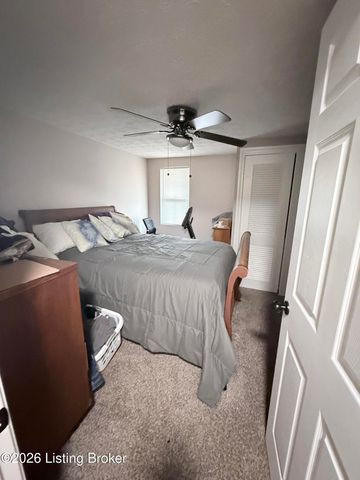 7416 Colt Dr, Louisville, KY 40214