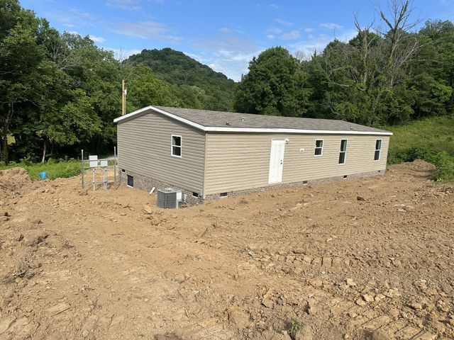 406 Shiloh Church Rd, Woodbury, TN 37190