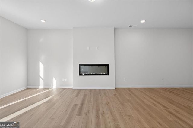 328 Rainer Lane 46, Auburn, GA 30011