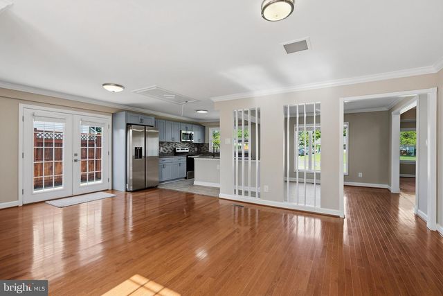 510 N BRIGHTON CT, Sterling, VA 20164