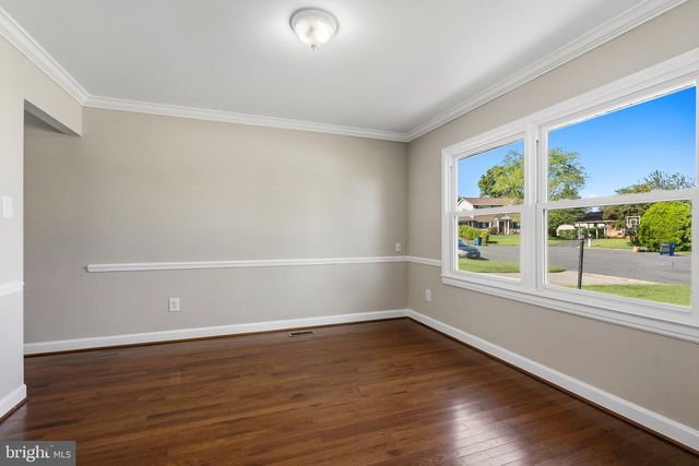 510 N BRIGHTON CT, Sterling, VA 20164