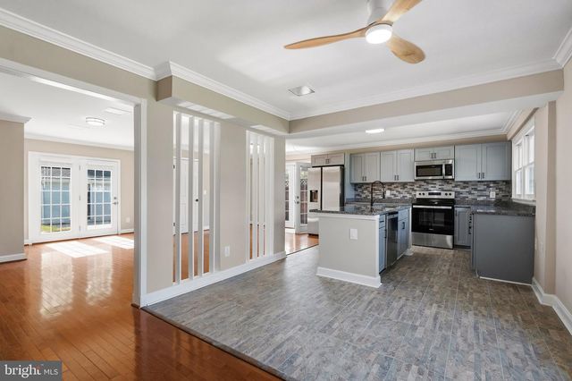 510 N BRIGHTON CT, Sterling, VA 20164