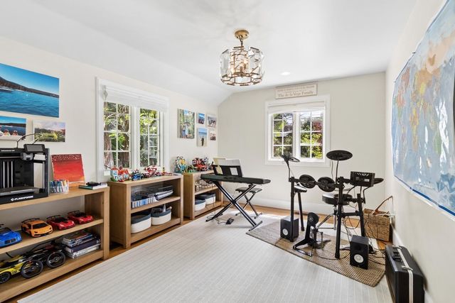 450 Crocker Rd, Sacramento, CA 95864
