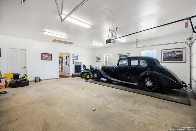 192 Indian Oaks Pass, Blanco, TX 78606