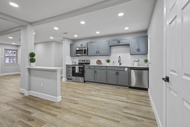 3832 Stateoak Drive, Dallas, TX 75241