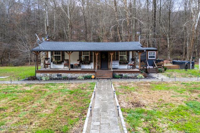 1214 Little Elk Creek Rd, Pioneer, TN 37847