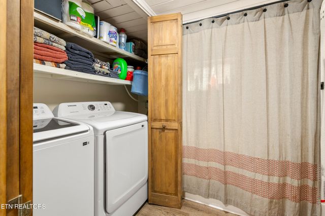 1214 Little Elk Creek Rd, Pioneer, TN 37847