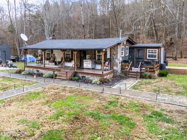 1214 Little Elk Creek Rd, Pioneer, TN 37847