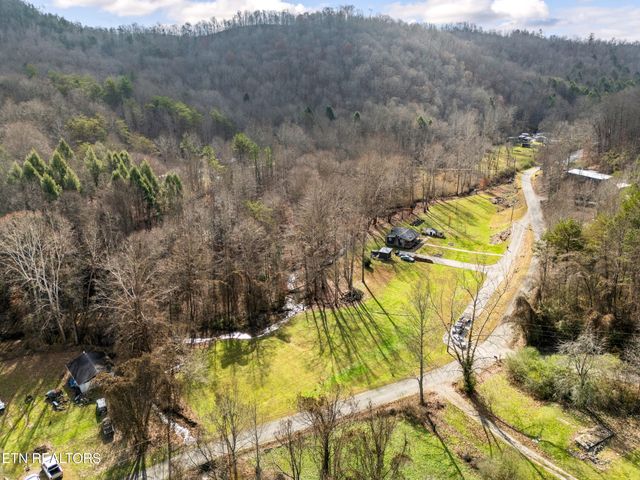 1214 Little Elk Creek Rd, Pioneer, TN 37847