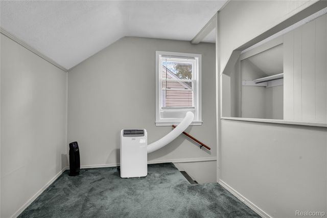 15611 Leona Drive, Redford Charter Township, MI 48239