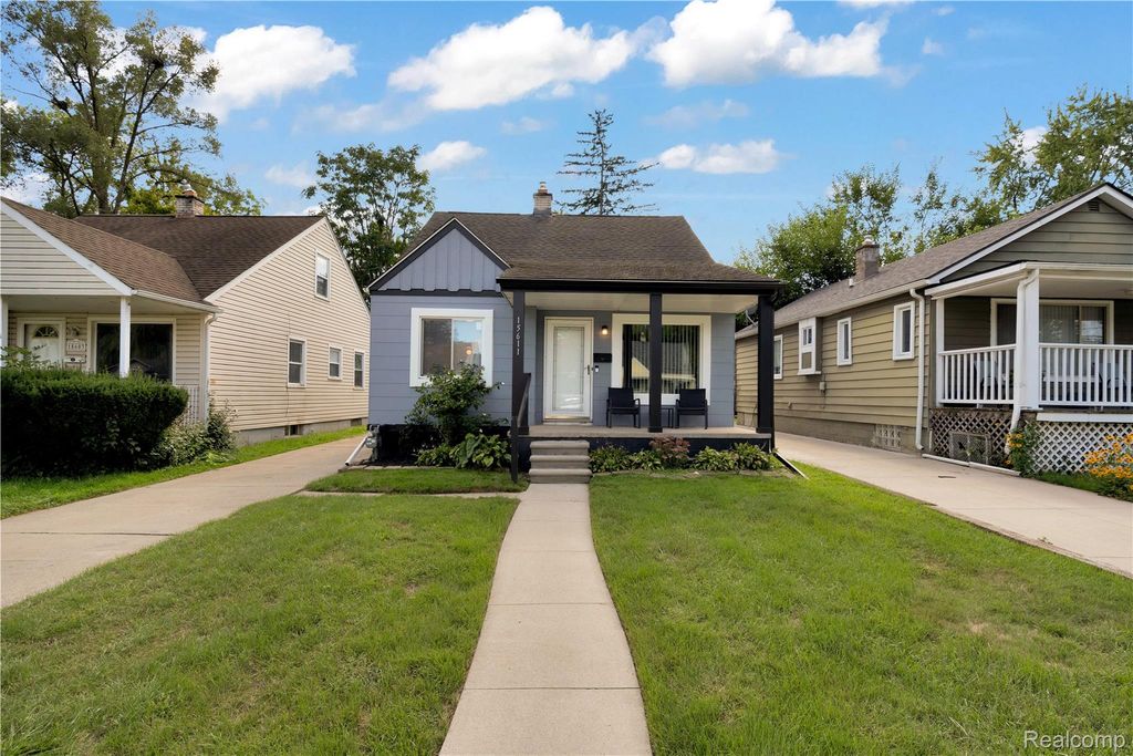 15611 Leona Drive, Redford Charter Township, MI 48239