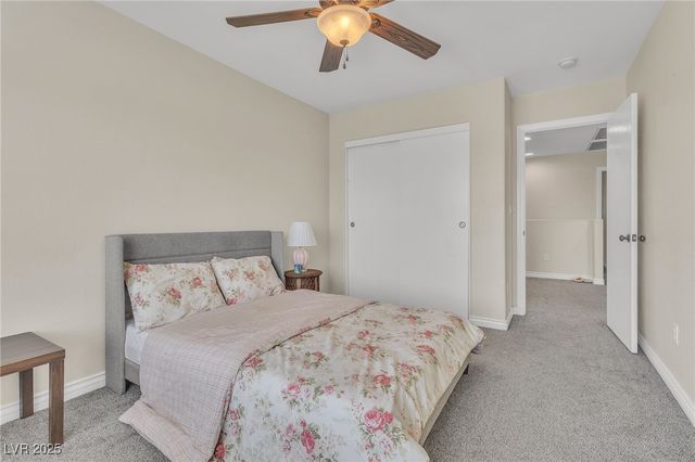 9177 Dazzle Accent Court, Las Vegas, NV 89149