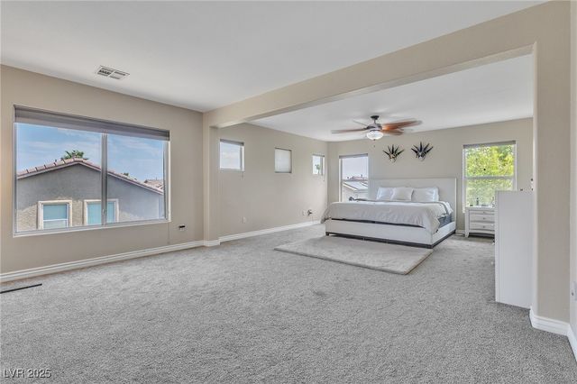 9177 Dazzle Accent Court, Las Vegas, NV 89149