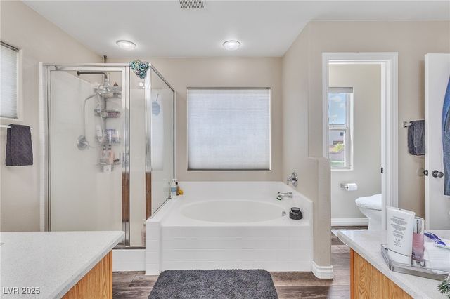 9177 Dazzle Accent Court, Las Vegas, NV 89149