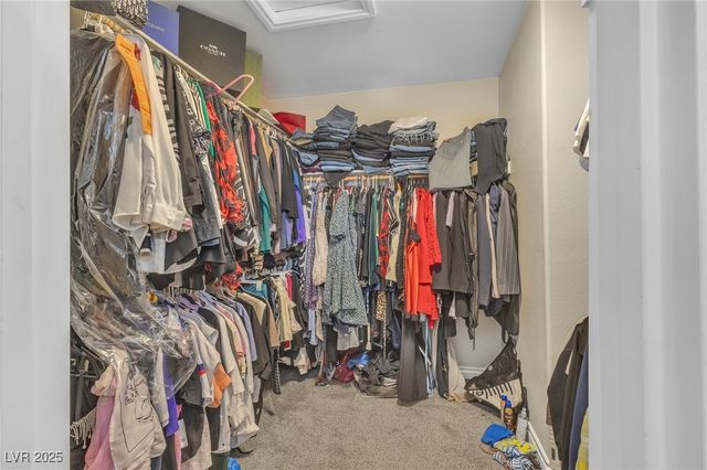 9177 Dazzle Accent Court, Las Vegas, NV 89149