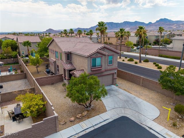 9177 Dazzle Accent Court, Las Vegas, NV 89149