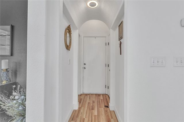 9177 Dazzle Accent Court, Las Vegas, NV 89149