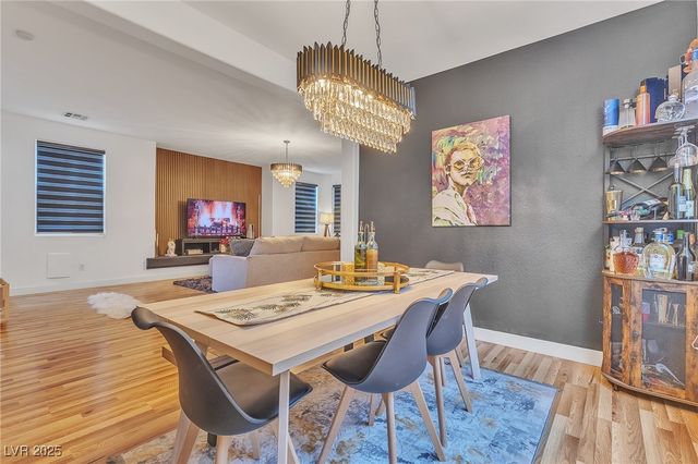 9177 Dazzle Accent Court, Las Vegas, NV 89149