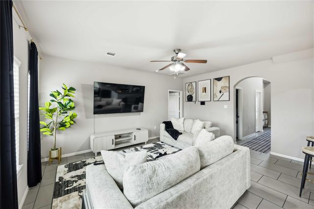 614 Palo Alto Court, Rosharon, TX 77583