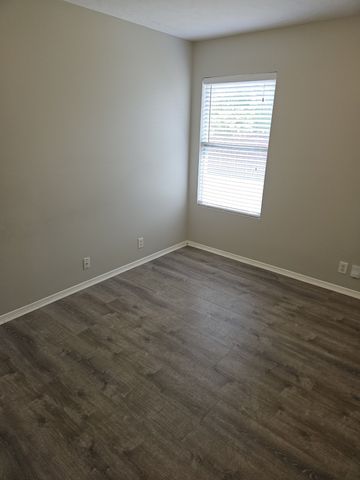 912 Seven Oaks Blvd, Smyrna, TN 37167