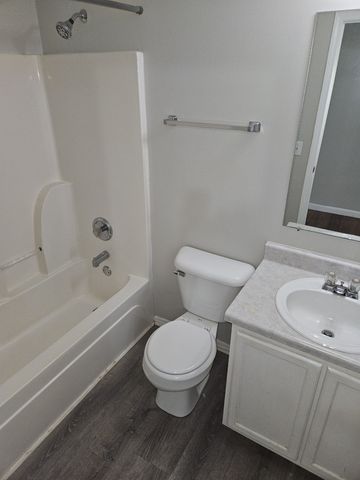 912 Seven Oaks Blvd, Smyrna, TN 37167