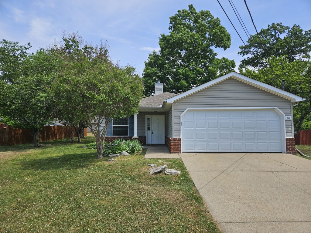 912 Seven Oaks Blvd, Smyrna, TN 37167