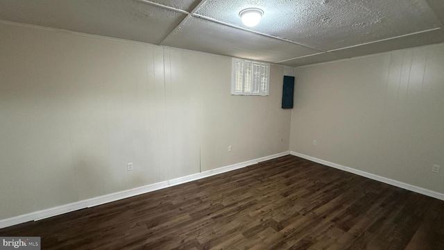 2015 MAYFLOWER DR, Woodbridge, VA 22192
