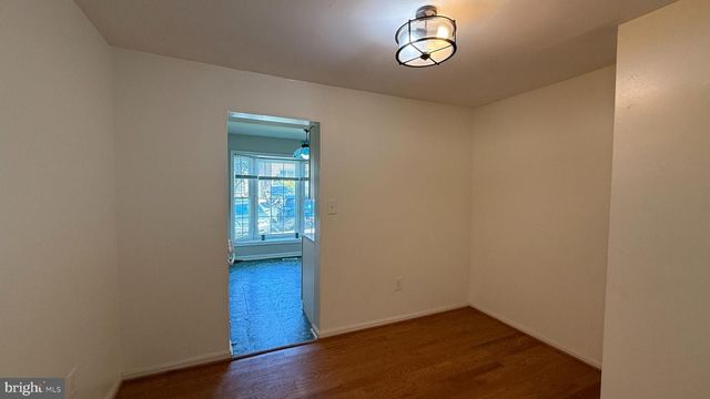 2015 MAYFLOWER DR, Woodbridge, VA 22192