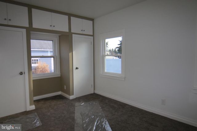 19 CRESCENT ST, Highspire, PA 17034