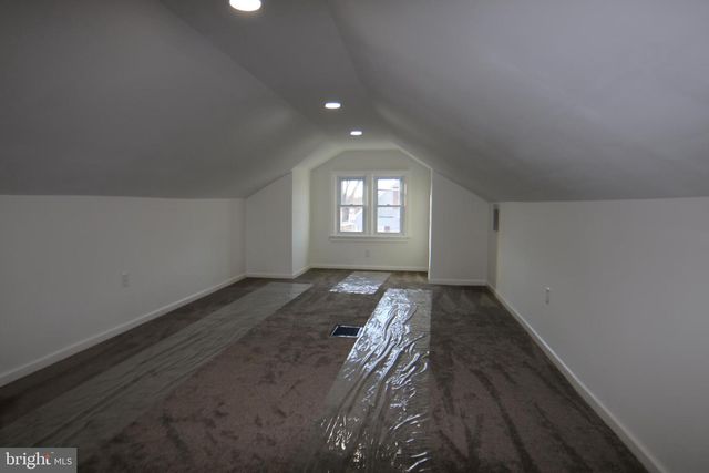 19 CRESCENT ST, Highspire, PA 17034