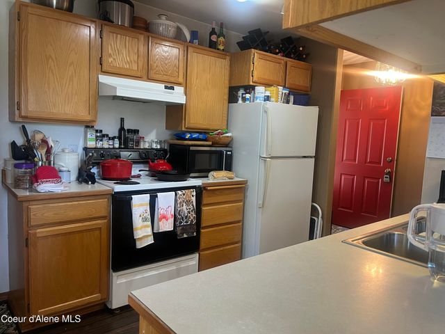 1702 N Summer Rose ST, Post Falls, ID 83854