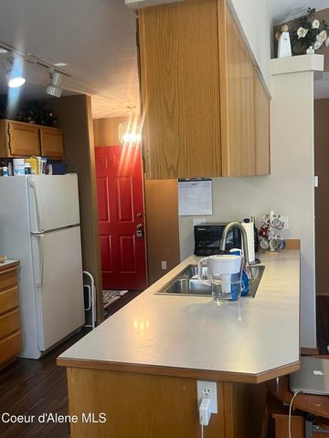 1702 N Summer Rose ST, Post Falls, ID 83854