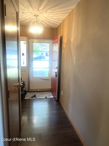 1702 N Summer Rose ST, Post Falls, ID 83854