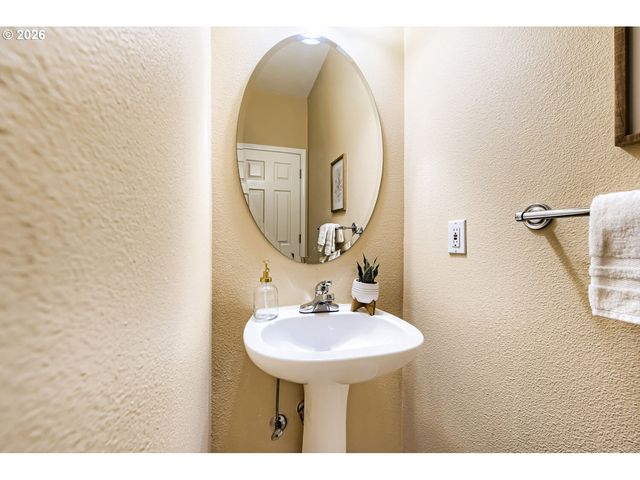 9887 Se 134TH Ave, Happy Valley, OR 97086
