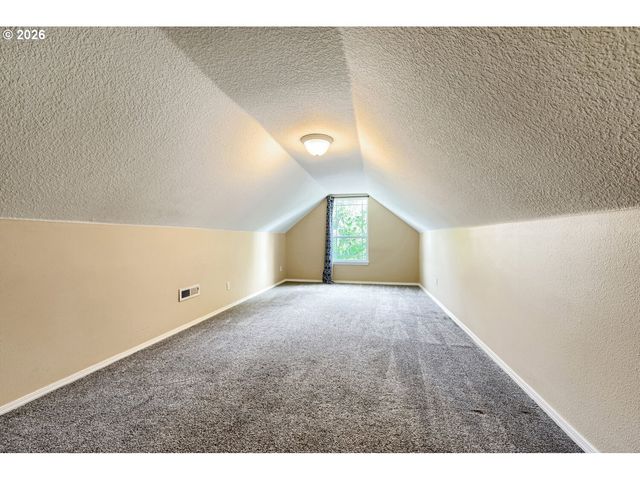 9887 Se 134TH Ave, Happy Valley, OR 97086
