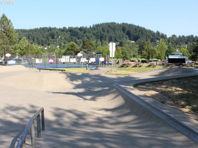 9887 Se 134TH Ave, Happy Valley, OR 97086