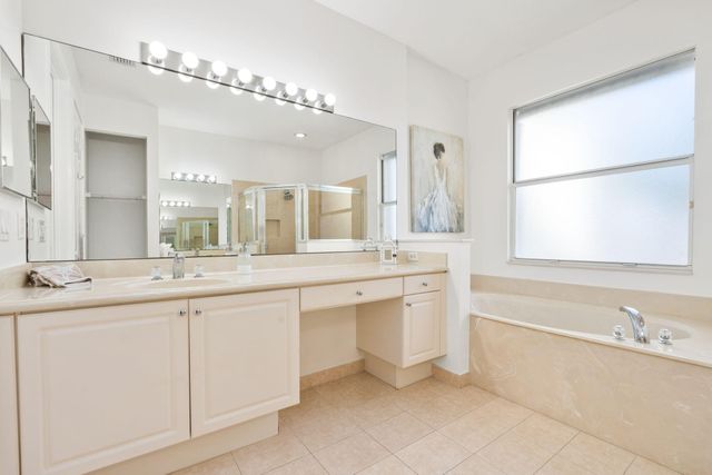602 Mariner Bay Boulevard, Fort Pierce, FL 34949