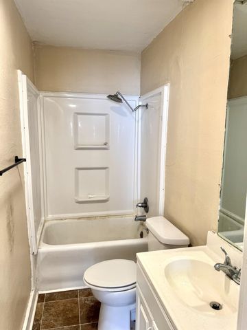 325 Poplar St, El Dorado, KS 67042