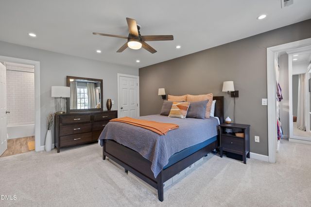 12 W Bayberry Court, Durham, NC 27713