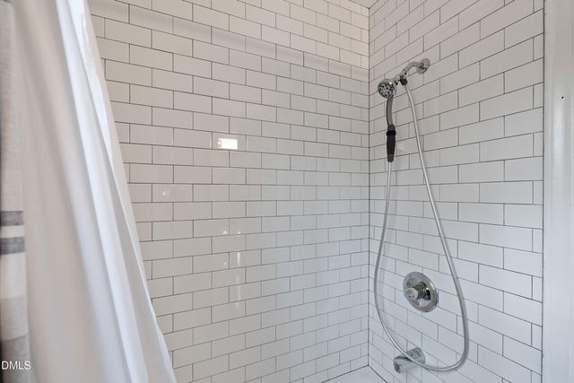 12 W Bayberry Court, Durham, NC 27713