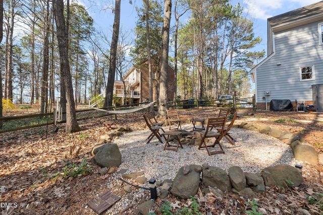 12 W Bayberry Court, Durham, NC 27713