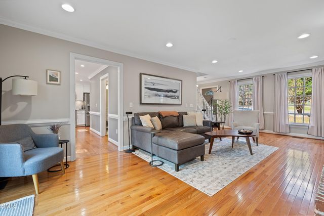 12 W Bayberry Court, Durham, NC 27713