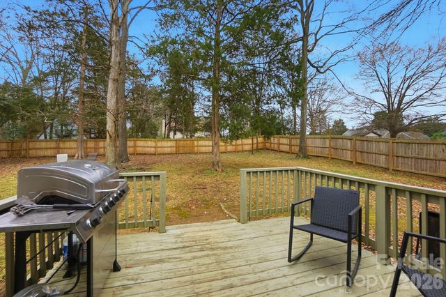 11113 Blue Heron Drive, Charlotte, NC 28226