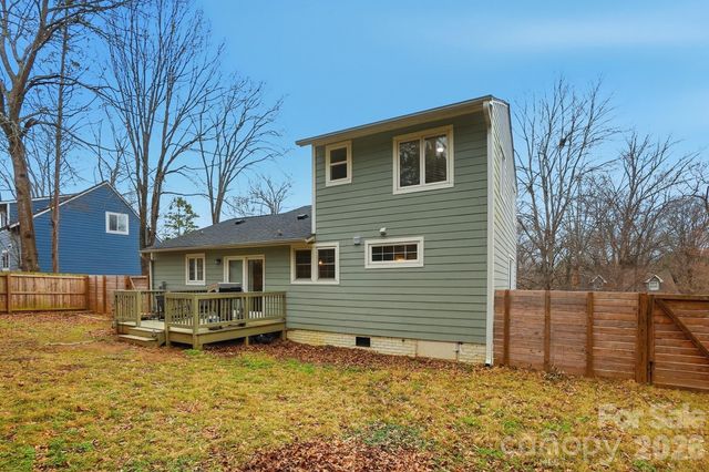 11113 Blue Heron Drive, Charlotte, NC 28226