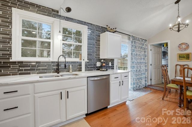 11113 Blue Heron Drive, Charlotte, NC 28226